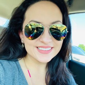 Meet your Posher, Ashlee